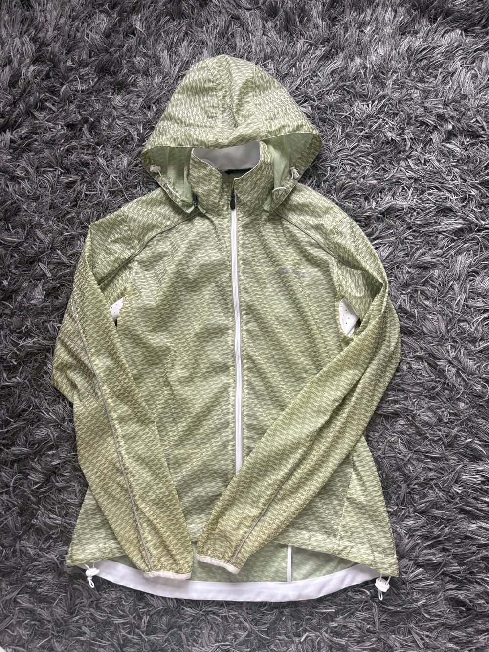Sugoi women's Hydrolite jacket - Picture 1 of 5